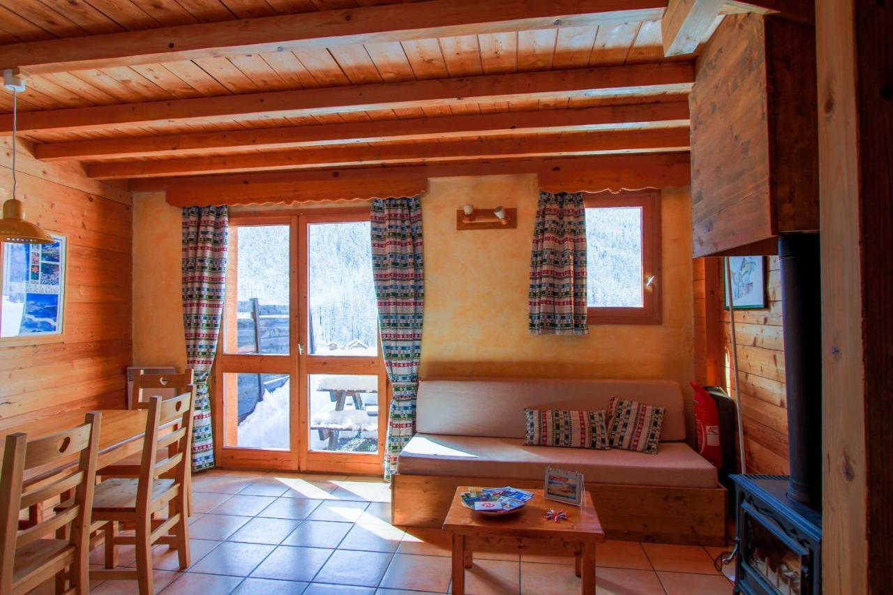 Le Gouroun Hameau Des Chazals Nevache Hautes Alpes Zewnętrze zdjęcie