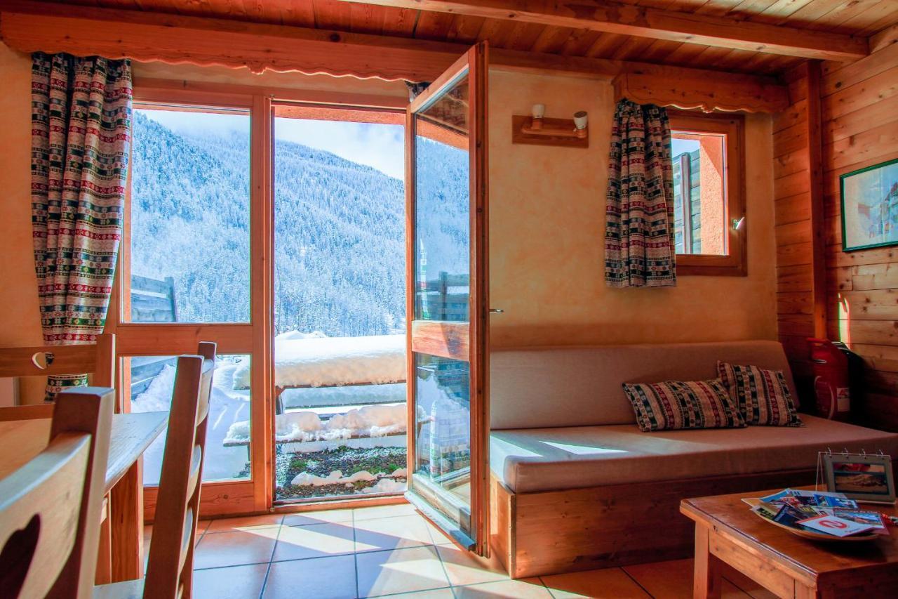 Le Gouroun Hameau Des Chazals Nevache Hautes Alpes Zewnętrze zdjęcie